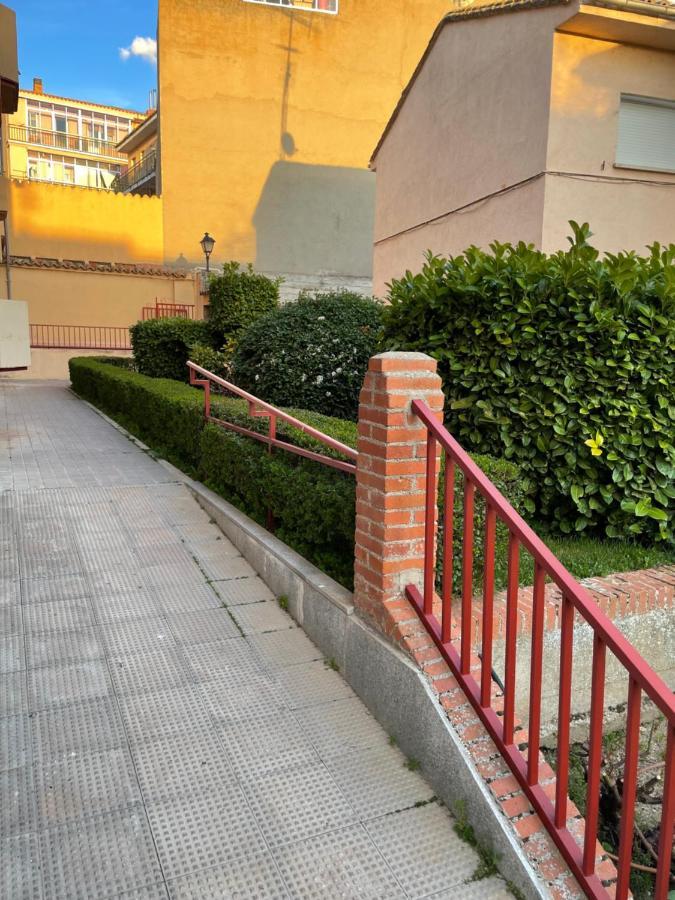 Apartamento Turistico Avila Vut 外观 照片